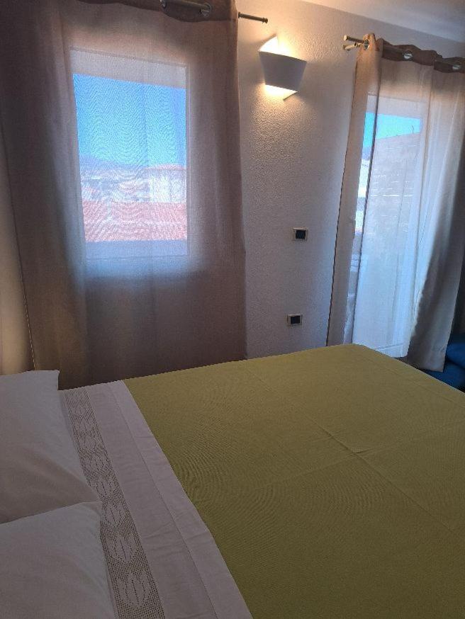 Il Profumo Di Ginestre Bed & Breakfast Olbia Luaran gambar