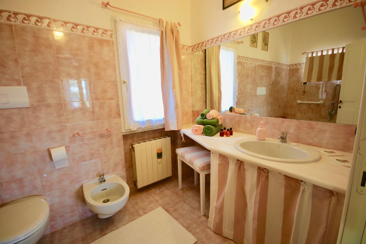 Il Profumo Di Ginestre Bed & Breakfast Olbia Luaran gambar